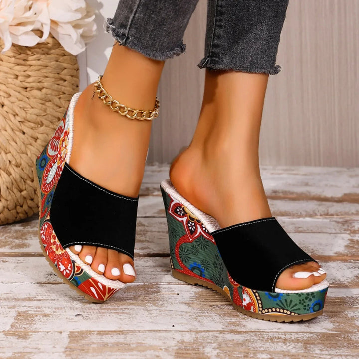 LAERKE FLORAL WEDGE SANDAL