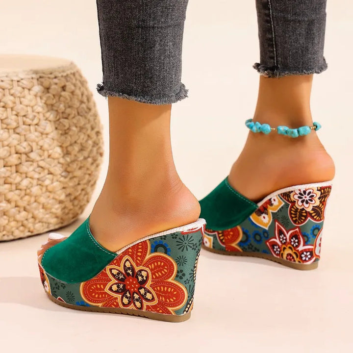 LAERKE FLORAL WEDGE SANDAL