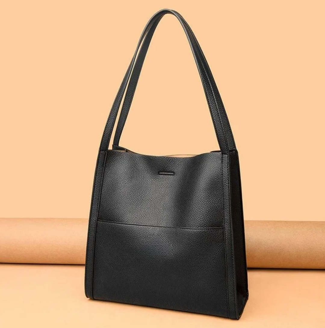 SOLANDA LEATHER SHOULDER BAG
