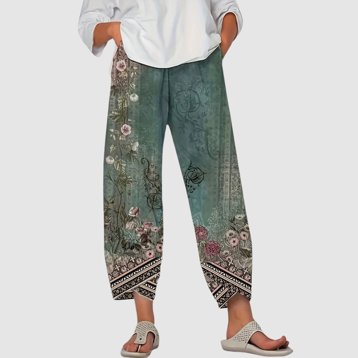 THIMASHA VINTAGE FLORAL CAPRI PANTS