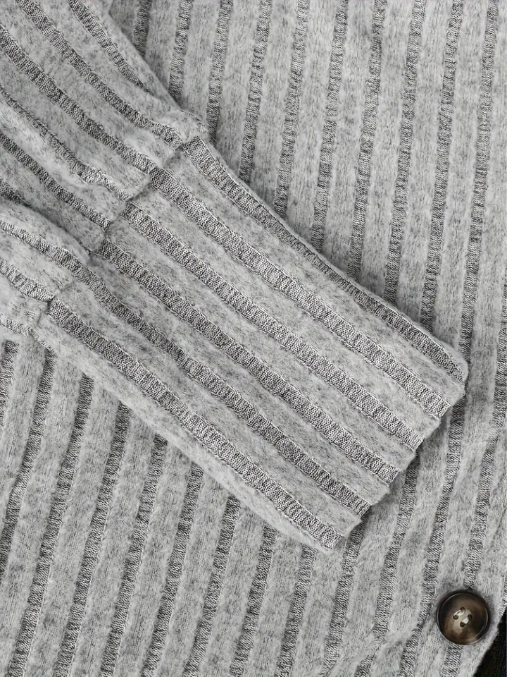 KAIA CASUAL KNIT LONGSLEEVE