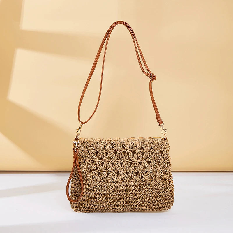 RAFFIA BEACH WRISTLET CROCHET HANDBAG