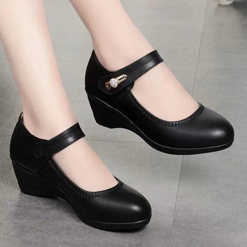 LYDIA MID-HEEL COMFORT SHOES