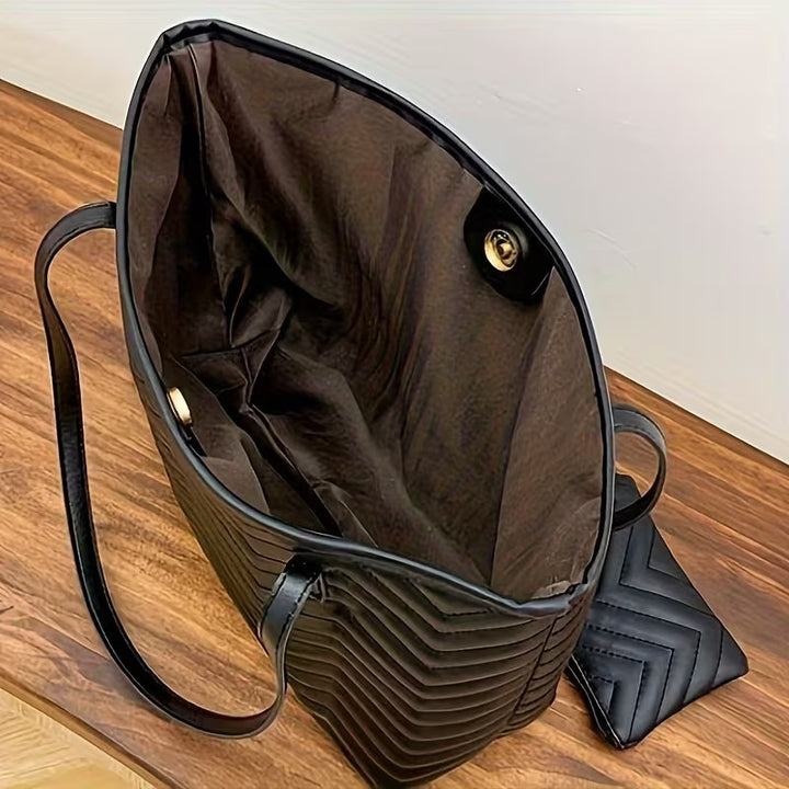 GISELLE QUILTED TOTE BAG