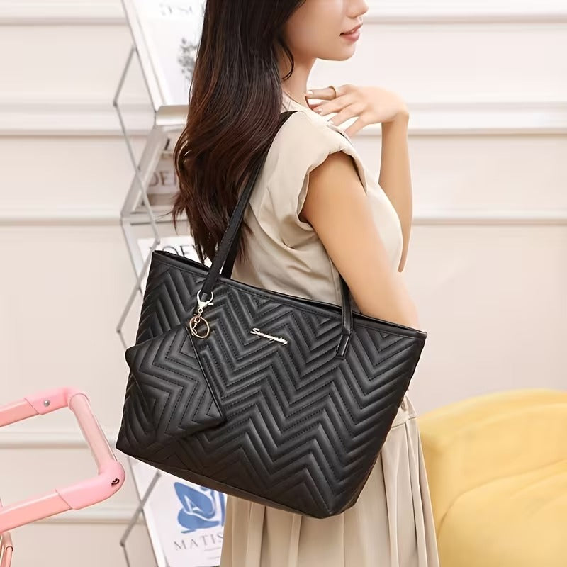 GISELLE QUILTED TOTE BAG